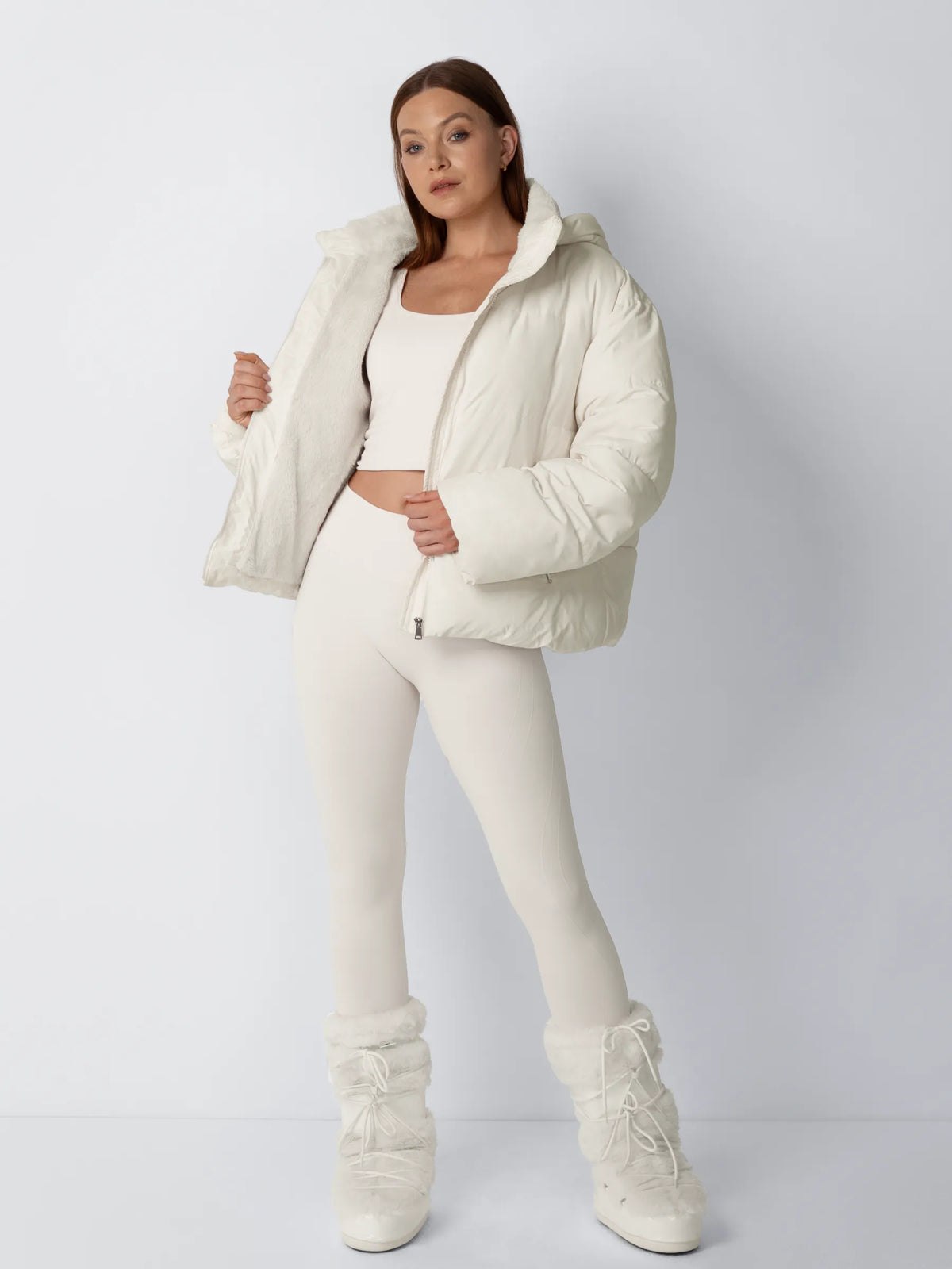 Krótka, pikowana kurtka WarmCore™ Classic z odpinanym kapturem