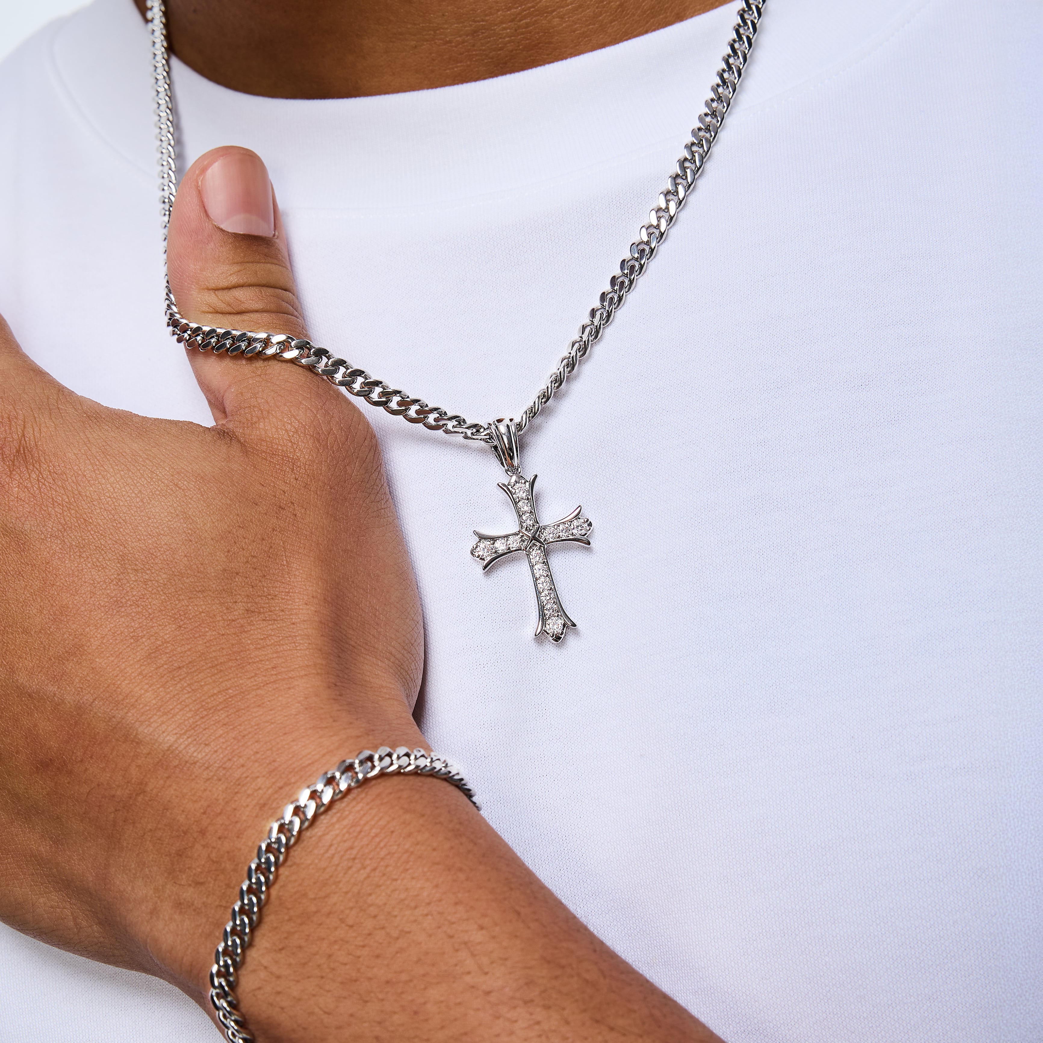 Zawieszka Sharp Cross Prestige – Białe Złoto